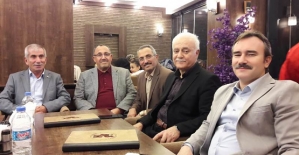 Prof.Dr. Nihat Hatipoğlu, Sınıf Arkadaşlarıyla Bir Araya Geldi