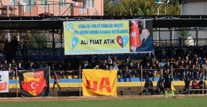 Siirtspor Taraftarlarından, Vali Atik’e Pankartlı Övgü