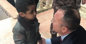 Suriyeli Çocuğun Vali Sevinci