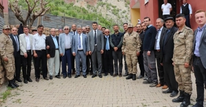 Tillo Kaymakamı Erkan Savar Taşbalta Köyünde Halk Toplantısı Düzenledi