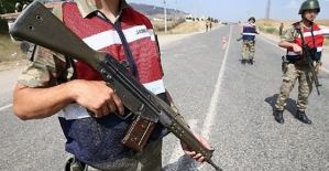 "PKK/KCK Terör Örgütüne Yardım ve Yataklık Etmek" Suçundan Aranan 2 Kişi Yakalandı