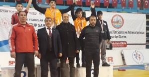 İki Güreşçimiz Türkiye Şampiyonasına Katılmaya Hak Kazandı