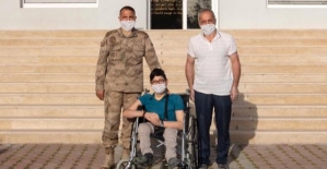 Siirt İl Jandarma Komutanlığı Engelli Öğrenciyi Ağırladı