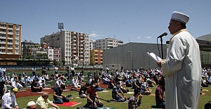 Yeni Dönemde İlk Cuma Namazı Siirt'te 7 Yerde Kılındı