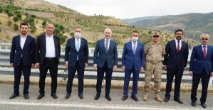 Ulaştırma ve Altyapı Bakanı Karaismailoğlu, Yollarda İncelemelerde Bulundu