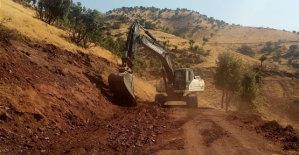 Kasımlı Köyü İle Toptepe Mezrası Arası Yol Bakım ve Onarım Çalışmalarında Sona Gelindi