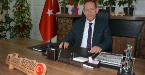 AK Parti Merkez İlçe Başkanı Öner Geyik'ten Öğretmenler Günü Mesajı