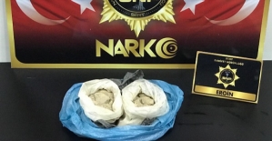 Karın Bölgesine Sakladığı 660 Gram Eroinle Yakalandı