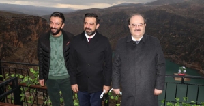 Kültür ve Turizm Bakan Yardımcısı Dr. Serdar Çam Deliklitaş’a Hayran Kaldı