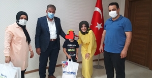 MHP Siirt İl Teşkilatı Sevgi Evlerinde Kalan Çocukları Bayram Öncesi Sevindirdi