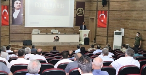 Vali Hacıbektaşoğlu, Muhtarlarla Pandemi Toplantısı Yaptı