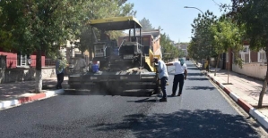 Siirt Belediyesinden 40 Derece Sıcakta Asfalt Serimi