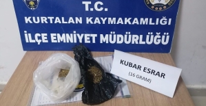 Kurtalan'da Polis Ekipleri Durdurduğu Şahsın Üzerinden 16 Gram Kubar Esrar Yakaladı