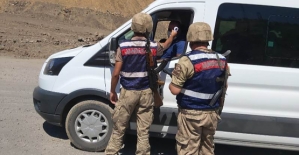 Siirt'te  Jandarma Ekipleri, Okul Servislerini Denetledi