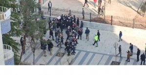 Siirt’te Furkan Vakfının İzinsiz Yürüyüşüne 8 Gözaltı