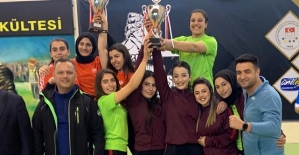 Siirt Üniversitesi Kadın Bilek Güreşi Takımı Türkiye Şampiyonu Oldu