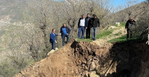 Pervari’de Toprak Kayması, Kanalizasyon Şebekesi Zarar Gördü