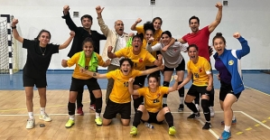 Siirt Üniversitesi Kadın Futsal Takımı Türkiye Şampiyonu Oldu