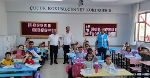 Siirt Belediyesi’nden, 2500 Öğrenciye Eğitim Seti Hediyesi