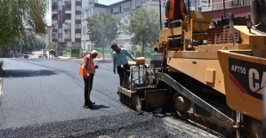 Fen İşleri 2022 Yılında 150 Bin Metrekare Parke, 30 Bin Ton Asfalt Çalışması Yaptı