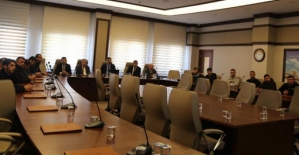 Rektör Şındak, Siirt Üniversitesi Arama Kurtarma Ekibi ile Değerlendirme Toplantısı Yaptı