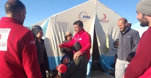 Türk Kızılay Yönetim Kurulu Üyesi Yener Tanık, Depremin İlk Gününden İtibaren Sahadayız