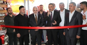 Vali Hacıbektaşoğlu, ‘Meydan Park AVM’nin Açılışına Katıldı