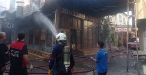 Siirt Kent Merkezinde 1 Lokanta 2 Marangoz Dükkanı Aynı Anda Yandı!