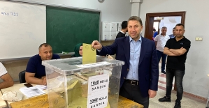 Siirt TSO Başkanı Güven Kuzu, Oyunu Selami Değer Anadolu Lisesinde Kullandı