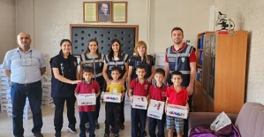 Siirtte Lütfü Öztanık, Ögrencilere...