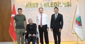 Vali Kızılkaya, Gazi Güvenlik Korucusu Sıddık Bulut'u Makamında Ağırladı