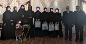 bSiirtte Bayan Hafızlar #039;Taç#039;.../b