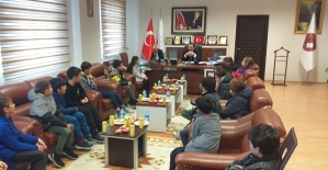 Siirt'te Öğrenciler 'Dünya Çocuk Günü' Nedeniyle Adliyeyi Ziyarette Bulundu