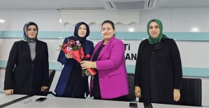 AK Parti Siirt Kadın Kolları’nda Devir Teslim Yapıldı