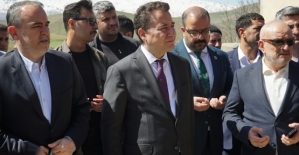 DEVA Partisi Genel Başkanı Ali Babacan,...