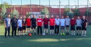 Vali Kızılkaya, Özel Bireylerle Futbol Oynadı