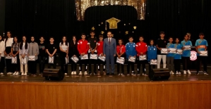 Siirt’te 2023-2024 Eğitim-Öğretim Yılı Sene Sonu Kapanış Programı Düzenlendi