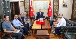 LGS’de Türkiye Birincisi Olan Nursena Ay, Vali Kızılkaya’yı Ziyaret Etti 