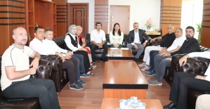 Siirt Barosu İle Siirt Belediyesi Arasında  İş Birliği ile Adli Yardım Projesi Protokolü İmzalandı