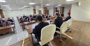 Vali ve Belediye Başkan Vekili Dr. Kemal Kızılkaya, Belediye Çalışanlarıyla Buluştu