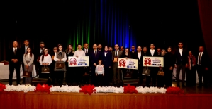 Siirt’te Şiir Dolu Bir Akşam: Gençler Dizeleriyle Gönüllere Dokundu