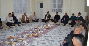 Baykan Kaymakamı Fatih Özcan, Ramazan’ın İlk İftarını Şehit Ailesiyle Açtı