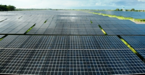 SİİRT’TE YENİ GÜNEŞ ENERJİ SANTRALLERİ VE DEPOLAMA TESİSLERİ PROJELERİ HALKIN GÖRÜŞÜNE AÇILDI