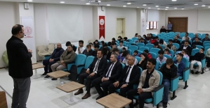 Siirt’te “Kütüphane Haftası” Kapsamında Anlamlı Söyleşi