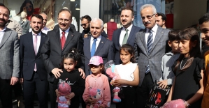 Bakan Uraloğlu Siirt’te Esnaf Ziyaretinde Bulundu