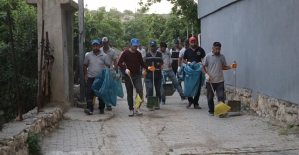 Siirt Belediyesi’nden Temizlik Seferberliği: Kent Genelinde Yoğun Çalışma
