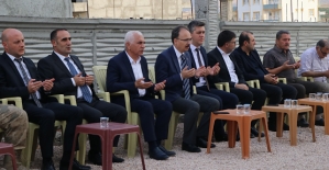 Vali ve Vekilden Acılı Aileye Taziye Ziyareti