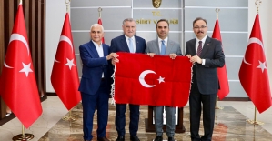 Bakanlardan Siirt’e Ziyaret: Gençlik, Spor ve Sanayi Yatırımları Masaya Yatırıldı