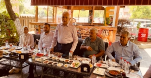 AK Parti Siirt Heyeti Basın Mensuplarıyla...