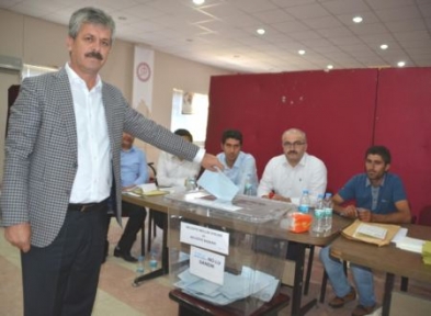 Tillo'da Belediye Başkanlığını AK Parti Adayı İdham Aydın Kazandı